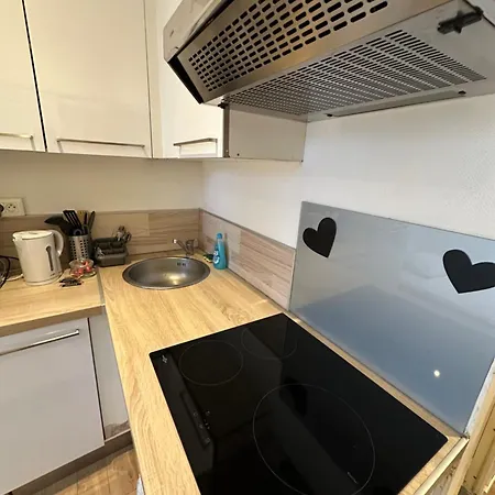 Apartment Le 8 - Joli Petit F2 Equipe, Centre - Stationnement Gratuit *